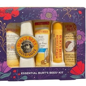 Burt's Bees Essential Everyday Kit